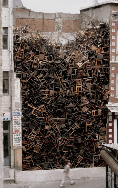 Unintitled, installation at 8th International Istanbul Biennal, 2003