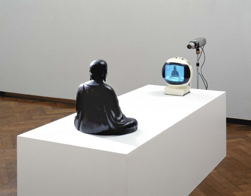 Nam June Paik TV-Buddha, 1974 © Nam June Paik 