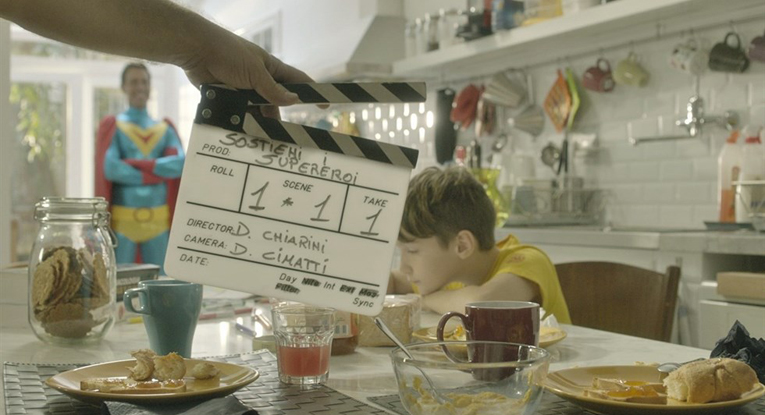 Sostieni i supereroi. Un dialogo con Emanuele Milasi per parlare di cortometraggio