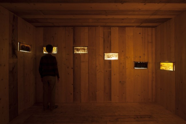 432HZ, 2009-2014, installation, wood, beeswax, honey, electrical system, sound, 330x475x575 cm. Courtesy Micol Assaël, Museo Madre and Fondazione Hangarbicocca