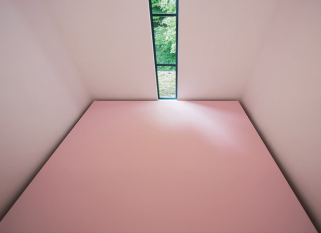 Ettore Spalletti, Rosa, fiore di pesco, 2009, veduta dell'installazione al MAXXI, Roma. Photo: © Werner J. Hannappel