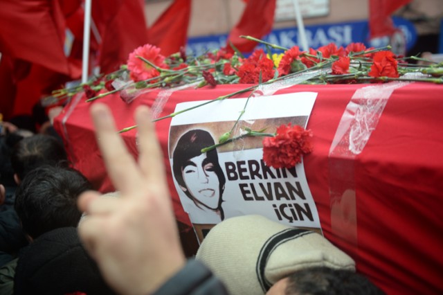 Murat Saca, Funerali di Elvan Berkin, Istanbul, marzo 2014