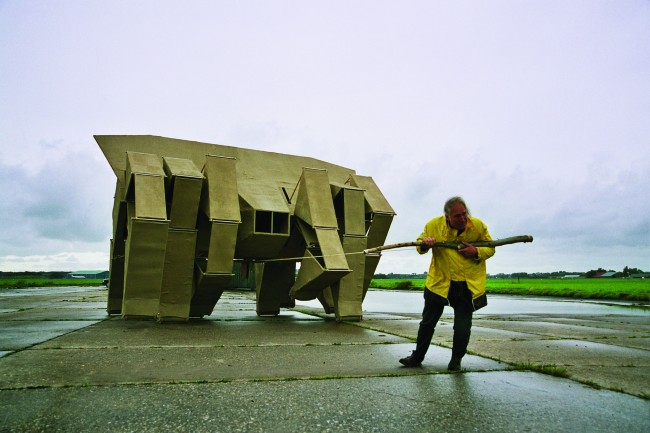 Theo Jansen, Animaris, scultura robotica, 1980-2000 (II).