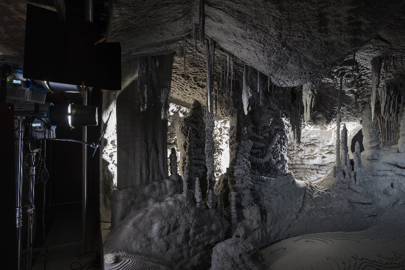 Veduta dell’installazione permanente Processo grottesco di Thomas Demand. Fondazione Prada Milano, 2015. Foto: Attilio Maranzano. Courtesy Fondazione Prada