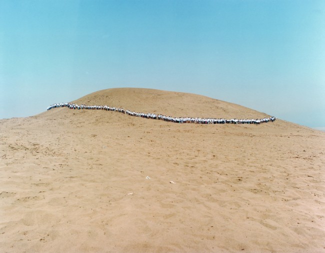 De larges dètails. Sur les traces de Francis Alys di Julien Devaud (2006)