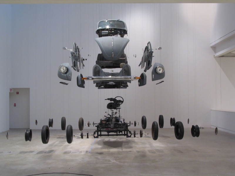 Damián Ortega, Cosmic Thing, 2002. Maggiolino del 1983. Courtesy The Museum of Contemporary Art, Los Angeles, purchased with funds provided by Eugenio López and the Jumex Fund for Contemporary Latin America Art