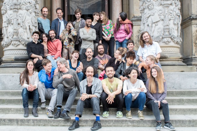 TINO SEHGAL: la retrospettiva berlinese