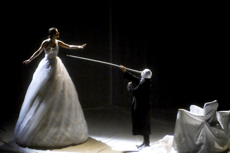 Festival Teatro di Napoli 2016. Due classici con brio