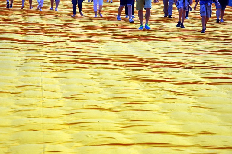 Christo. Riflessioni finali su The Floating Piers