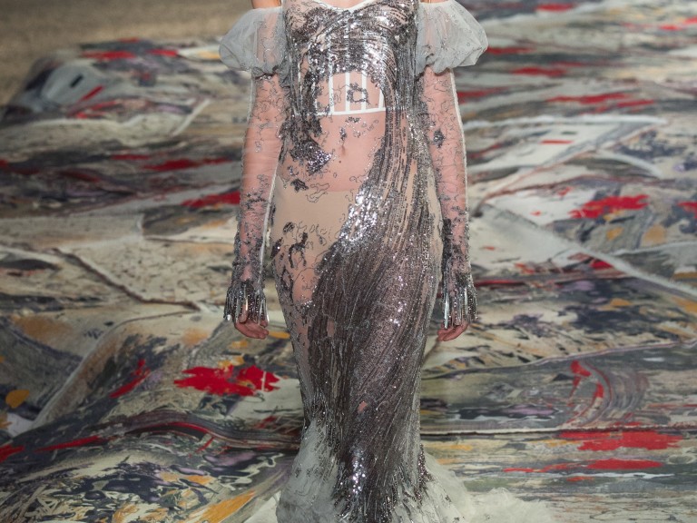 Il filo intricato fra arte e moda