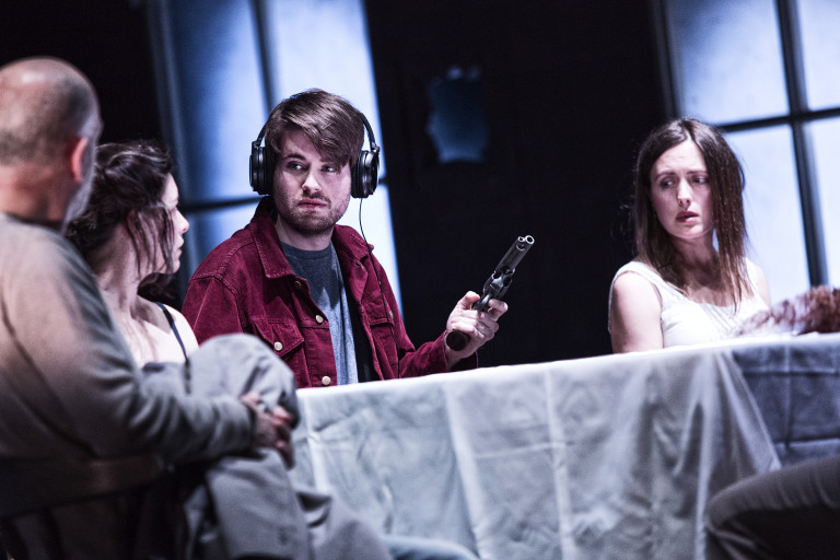 Chekhov’s First Play: cruda messa in scena di Platonov